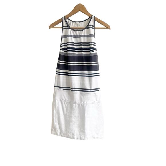 Lululemon Blissed Out Tank Dress Size 2 Striped White Gray Tennis Pickleball - Picture 2 of 11